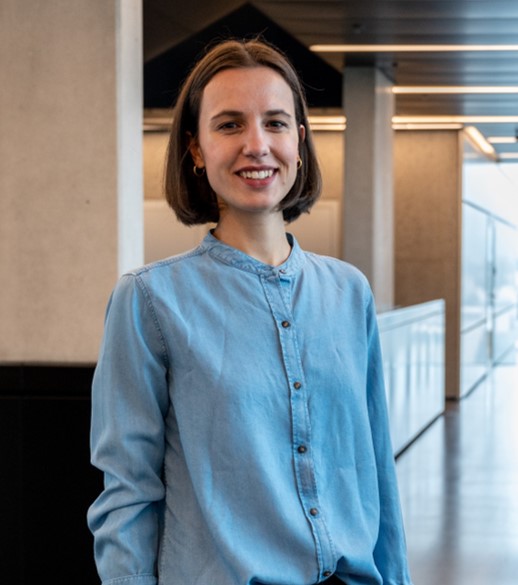 Frau Laura Häusler